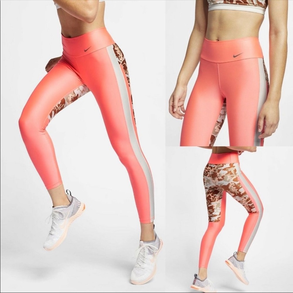 Nike Camo Stripe Leggings Pink Medium